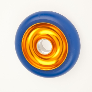 View 100 and 110mm anodized cores, colored pu scooter rollerski's