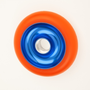 View 100 and 110mm anodized cores, colored pu scooter rollerski's